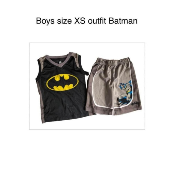 Other - Batman Boys Size XS Outfit